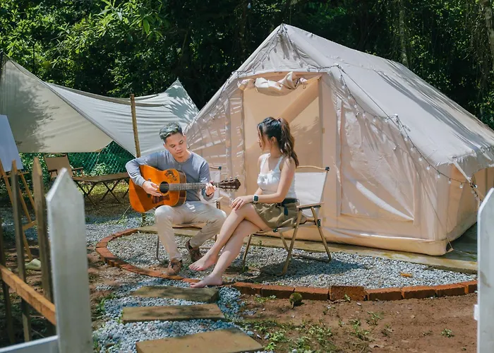De Kampung Campsite