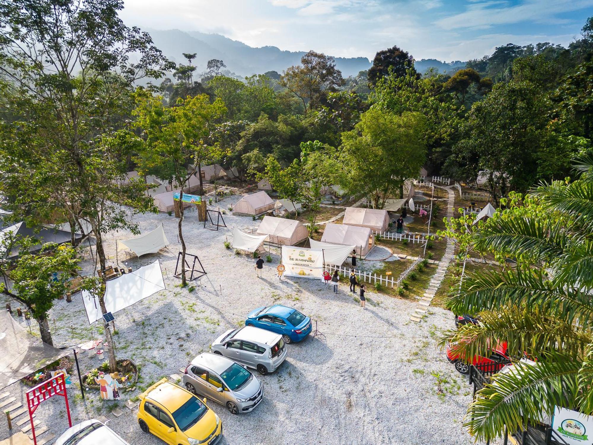 De Kampung *